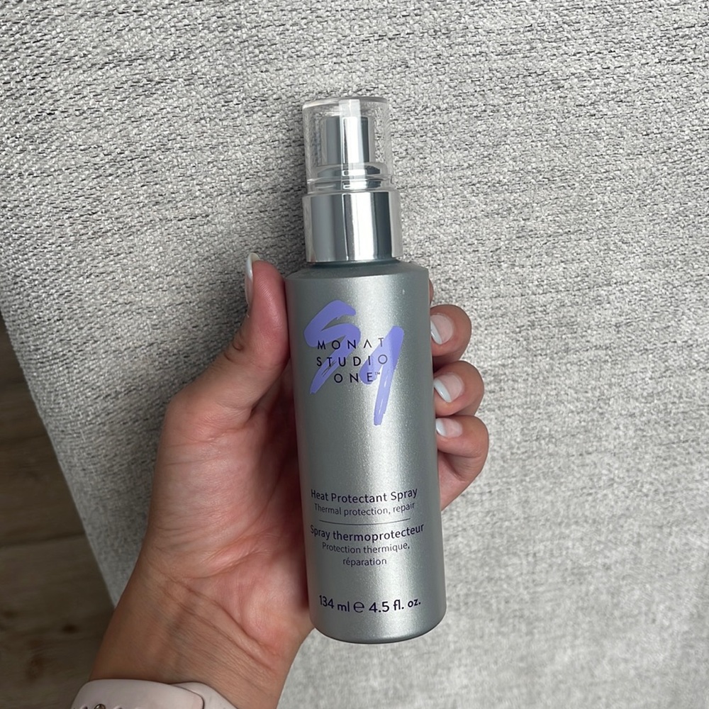Monat Heat Protectant Spray